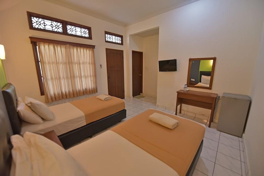 Sandat Hotel Kuta Kuta  Exterior photo