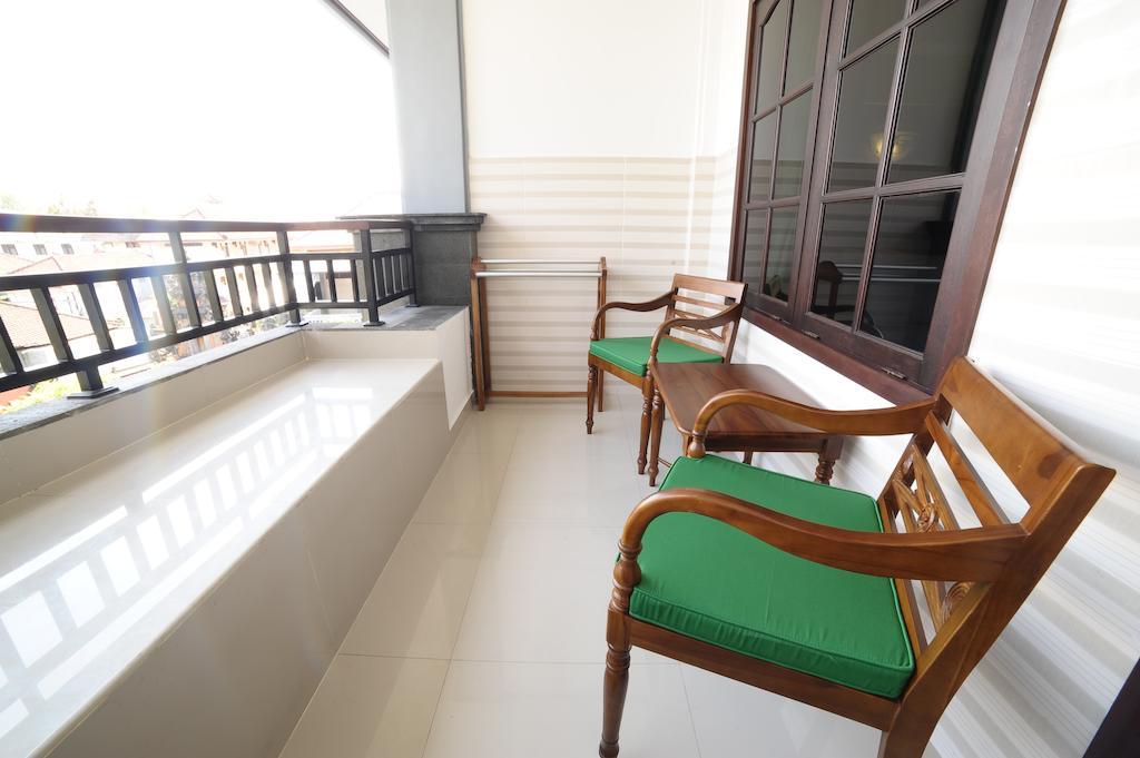 Sandat Hotel Kuta Kuta  Room photo